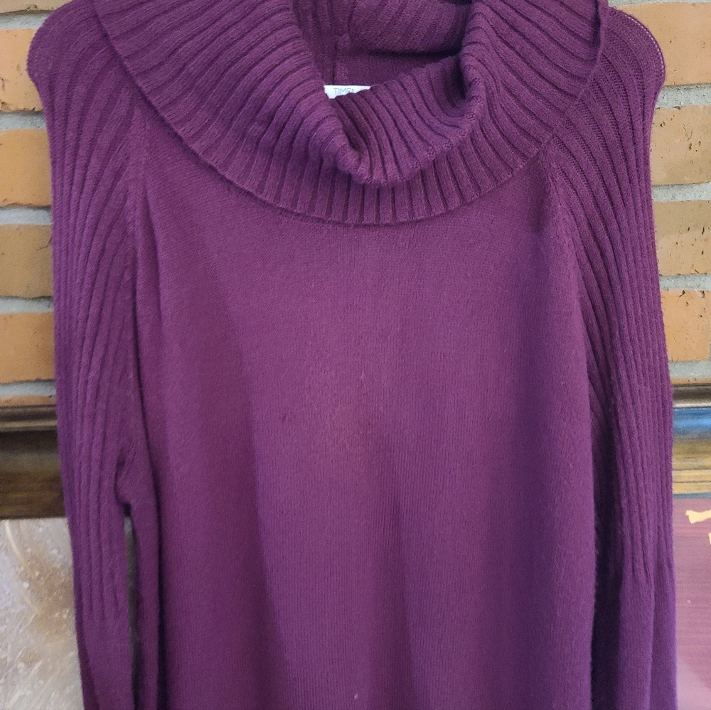 Time & Tru Sweater Medium - Picture 7 of 11